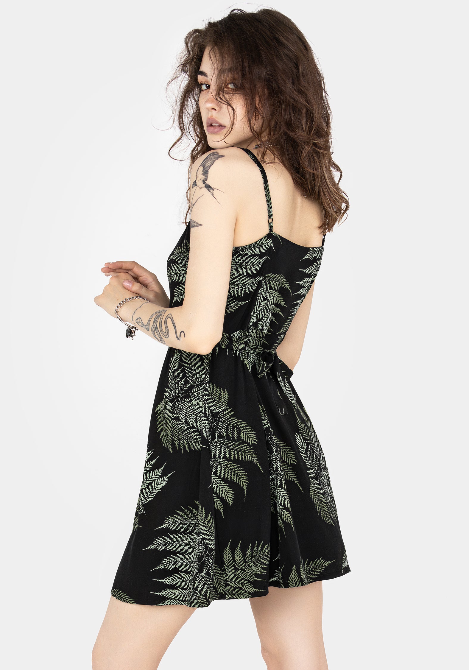 Black Fern Print Button-Up Apron Dress | Liubov