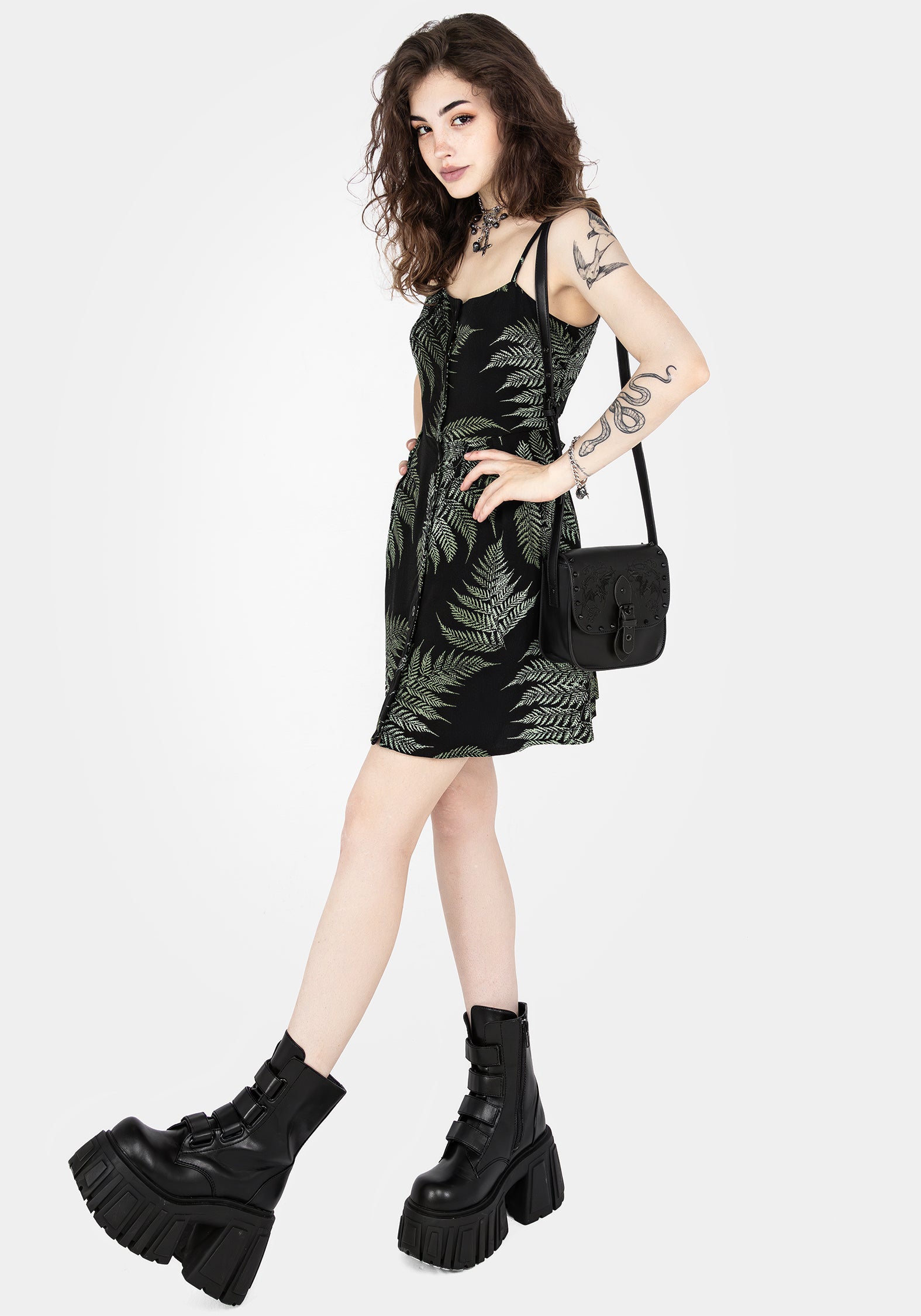 Black Fern Print Button-Up Apron Dress | Liubov